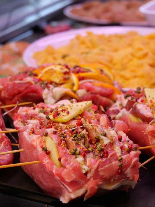 Arrosto tirolese - prugne, guancia e cipolle caramellate